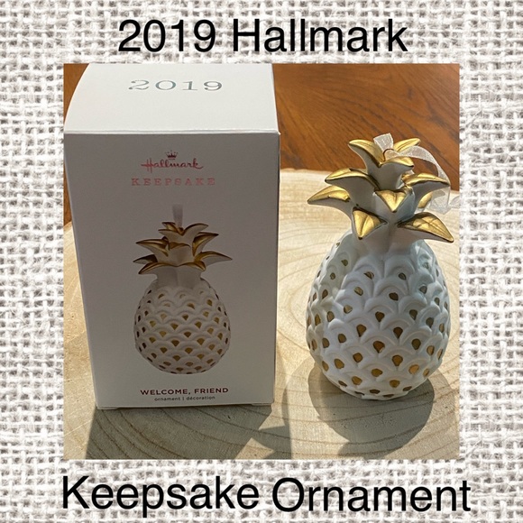 Hallmark Other - 2019 Hallmark Keepsake “Welcome Friend “ ornament